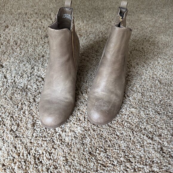 Madden Girl Ankle Booties Size 7.5 - Picture 1 of 5